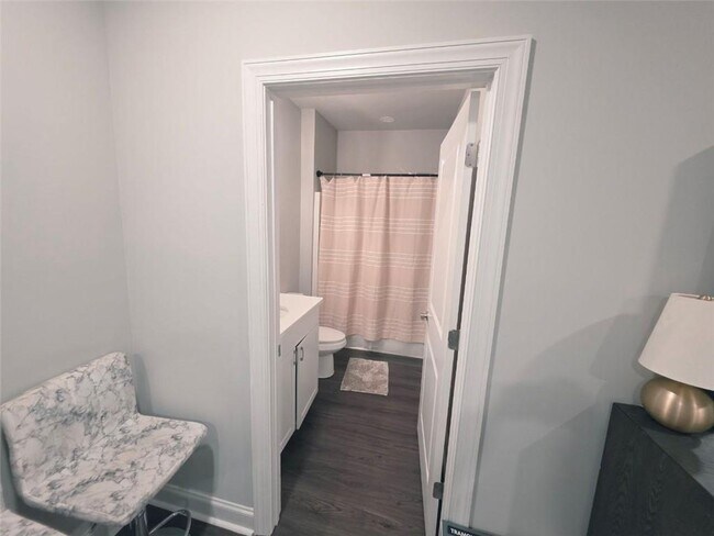 Foto del edificio - 8020 Linfield Way