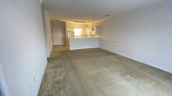 Foto del edificio - 2 bedroom/2 bath furnished condo in Heathe...