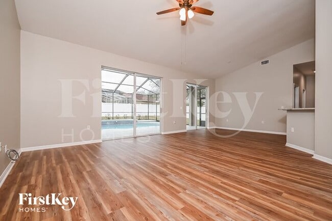 Foto del edificio - 4527 Gentrice Dr