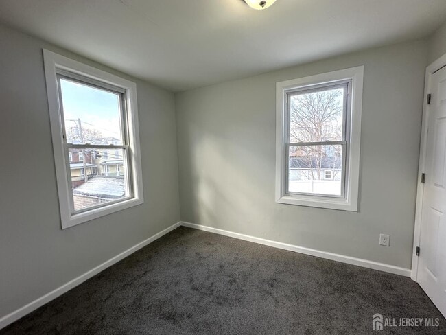 Foto del edificio - 21 Talmage Ave