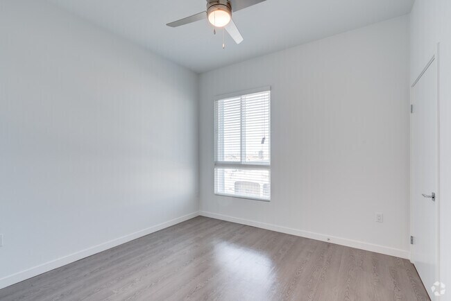 2BR, 2BA - 1,134SF - Airo at South Bay