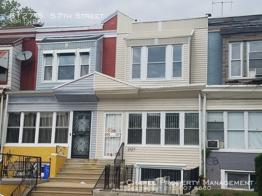 Foto principal - 3 Bedroom House in Southwest Philadelphia