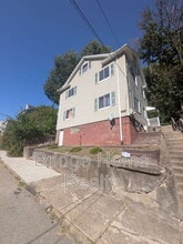 Building Photo - 2404 S 18th St