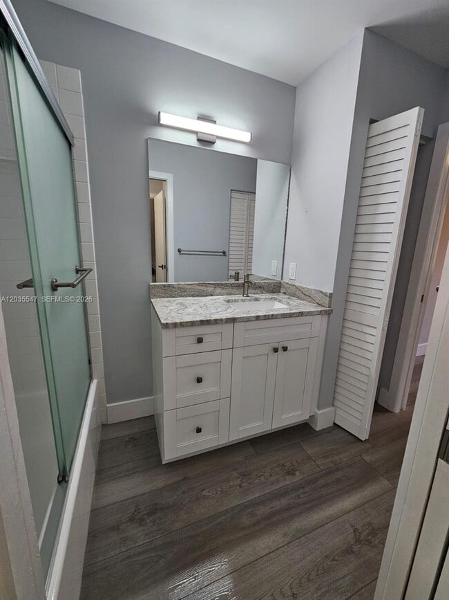 Foto del edificio - 10823 NW 3rd Ct