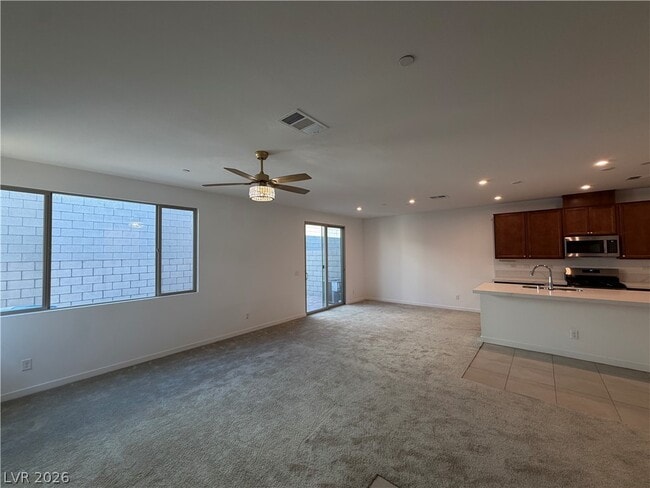 Building Photo - 9234 Litvin St