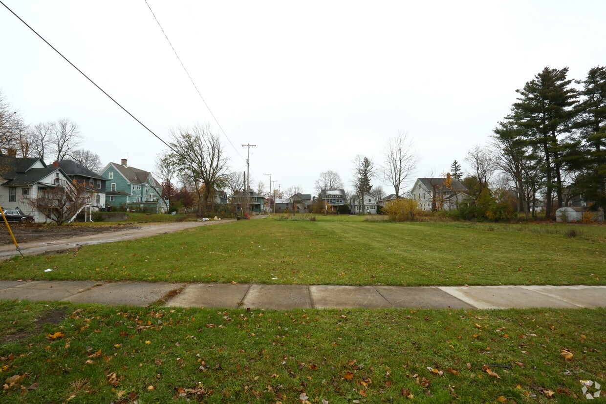 Edificio demolido - 332 W Wilkins St