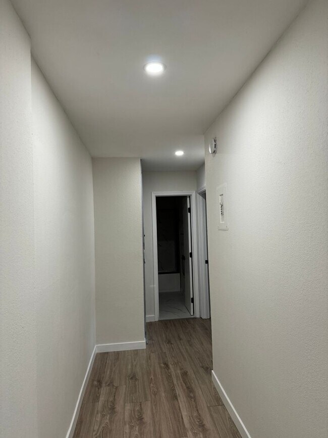 Building Photo - 7424 Haskell