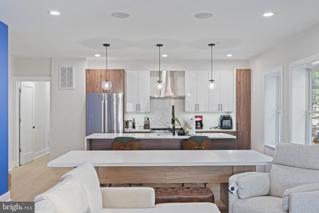 Foto del edificio - 615 Irving St NW