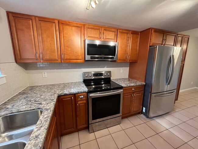 Foto del edificio - JUST REDUCED! Modern meets Contemporary: G...