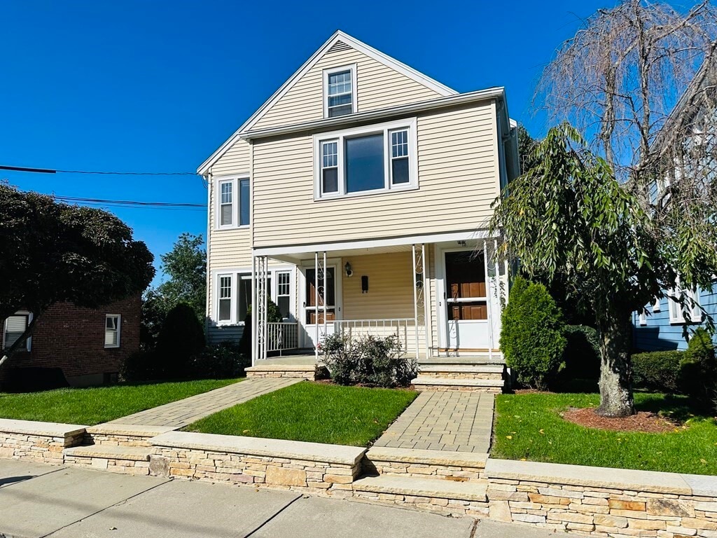 15 York Ave Unit 15, Watertown, MA 02472 Room for Rent in Watertown