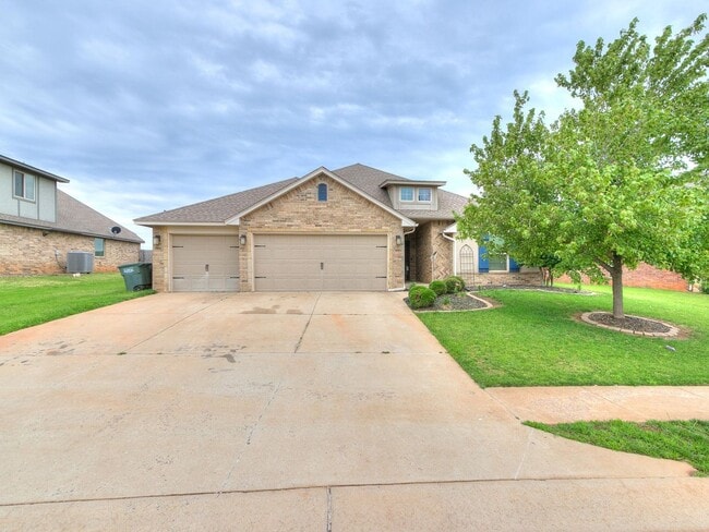 Building Photo - 4817 Arbuckle Dr