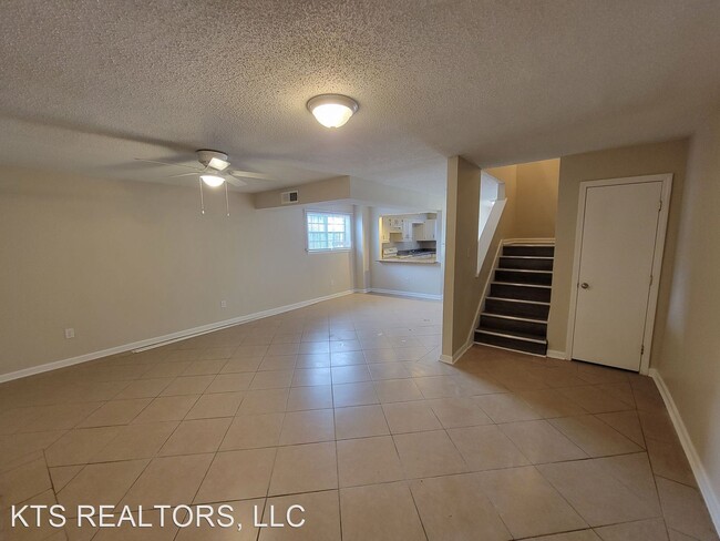 Foto del edificio - 3 br, 2.5 bath House - 13259 Curran Rd