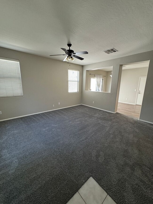 Foto del edificio - Beautiful 3 bedroom 2.5 bath home for Rent...