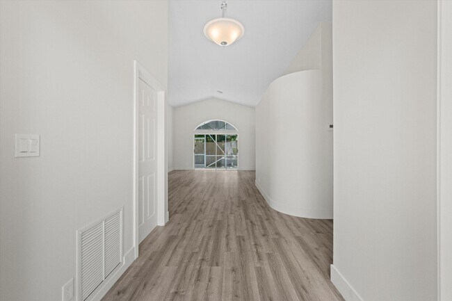Foto del edificio - 12781 Meadowbreeze Dr