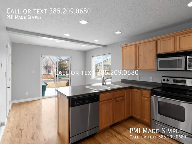 Foto del edificio - 4106 Hayes Cir