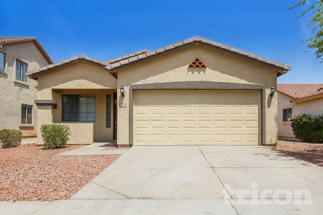 Building Photo - 7215 S 38th Dr
