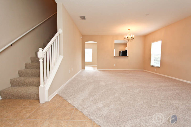Building Photo - 6366 Bridgecrest Dr | FishHawk Ranch