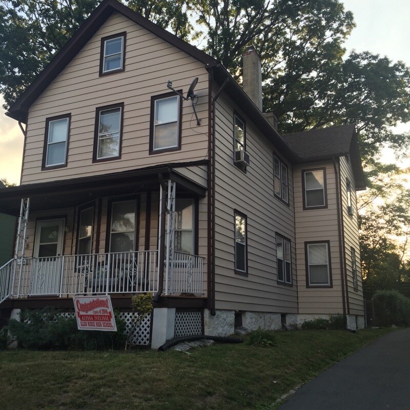 Primary Photo - 36 Herman St