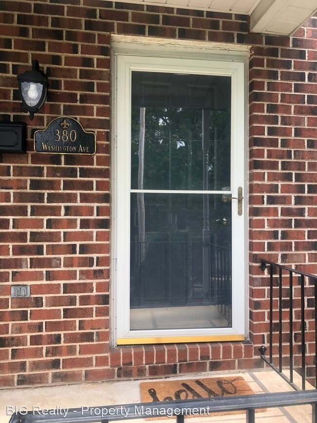 Building Photo - 3 br, 1.5 bath House - 380 Washington Ave