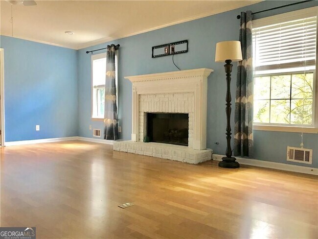 Building Photo - 3354 Roundfield Cir