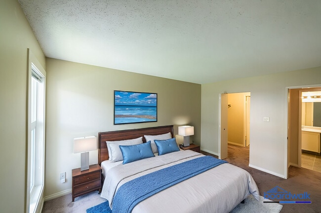 Building Photo - Tamarack East & West