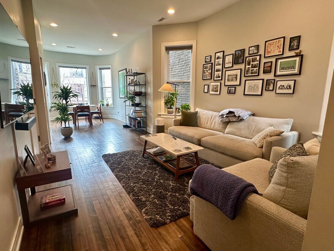 Foto principal - 1328 N Maplewood Ave