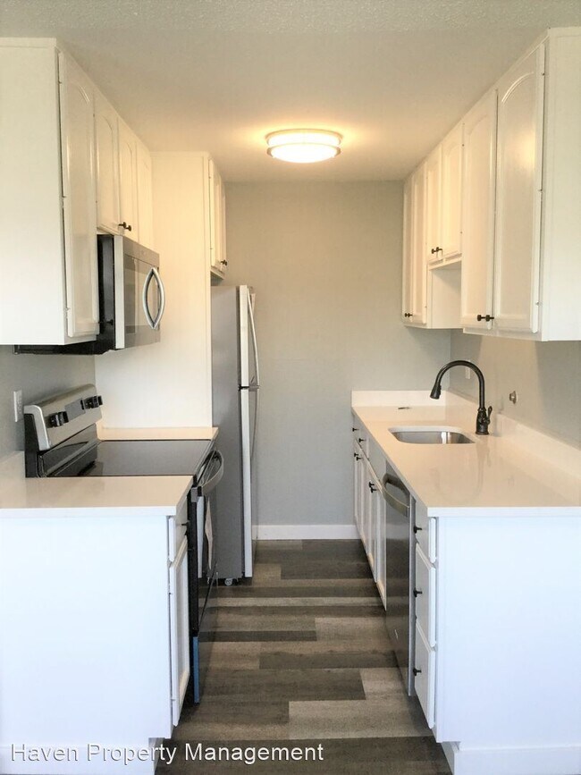 Building Photo - 23007 Marine View Dr S