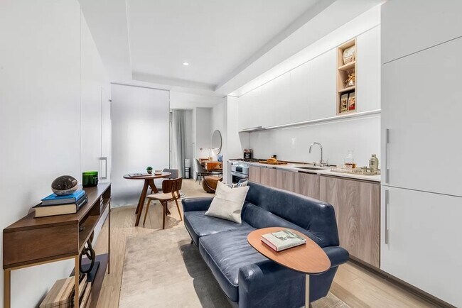 Foto del edificio - 460 W 42nd St