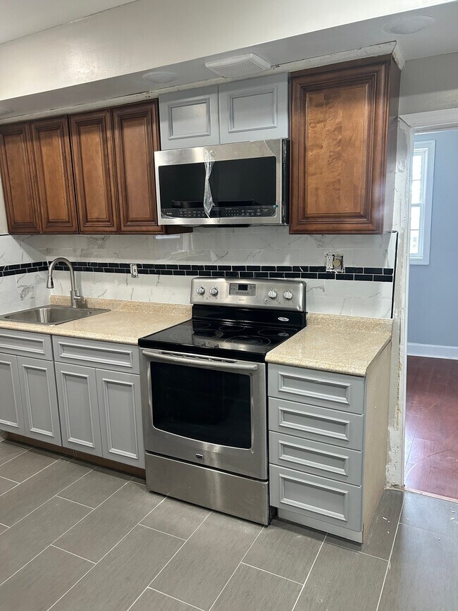 Foto del edificio - 6726 Wyncote Ave