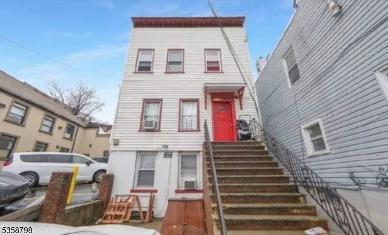 Foto principal - 22 Elm St
