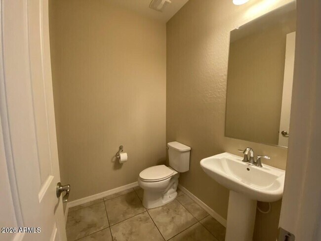 Foto del edificio - 3726 E Angstead Dr