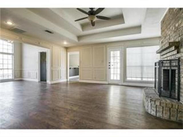Building Photo - 1341 Oak Harbor Blvd