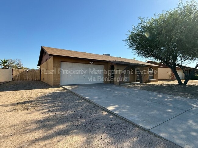 Photo - 3626 W Angela Dr House