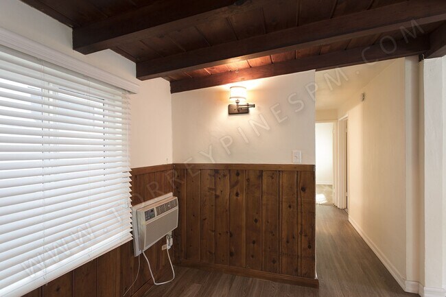 Foto del edificio - *OPEN HOUSE: 10/25 11:30AM-12:30PM* Point ...