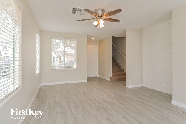 Building Photo - 2148 Casa Ladera St