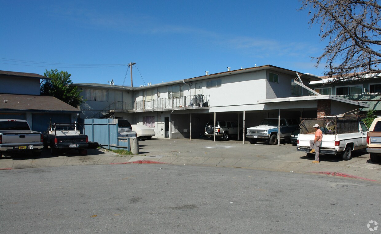 Primary Photo - 419 Rogell Ave