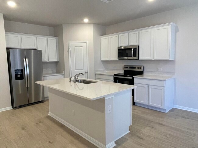 Foto del edificio - 176 Grey Slate Ave