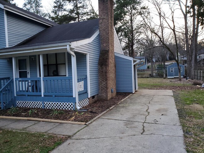 Building Photo - 7812 Park Vista Cir