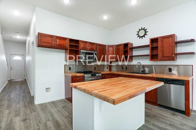 Photo - 8611 Key Windy Way Townhome