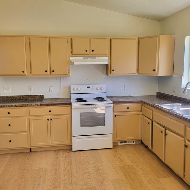 Foto del edificio - 968 Chicago Ave