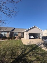 Building Photo - 708 Dallas Rd