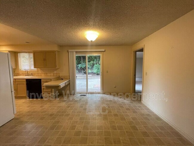 Foto del edificio - 9413 NE 9th St