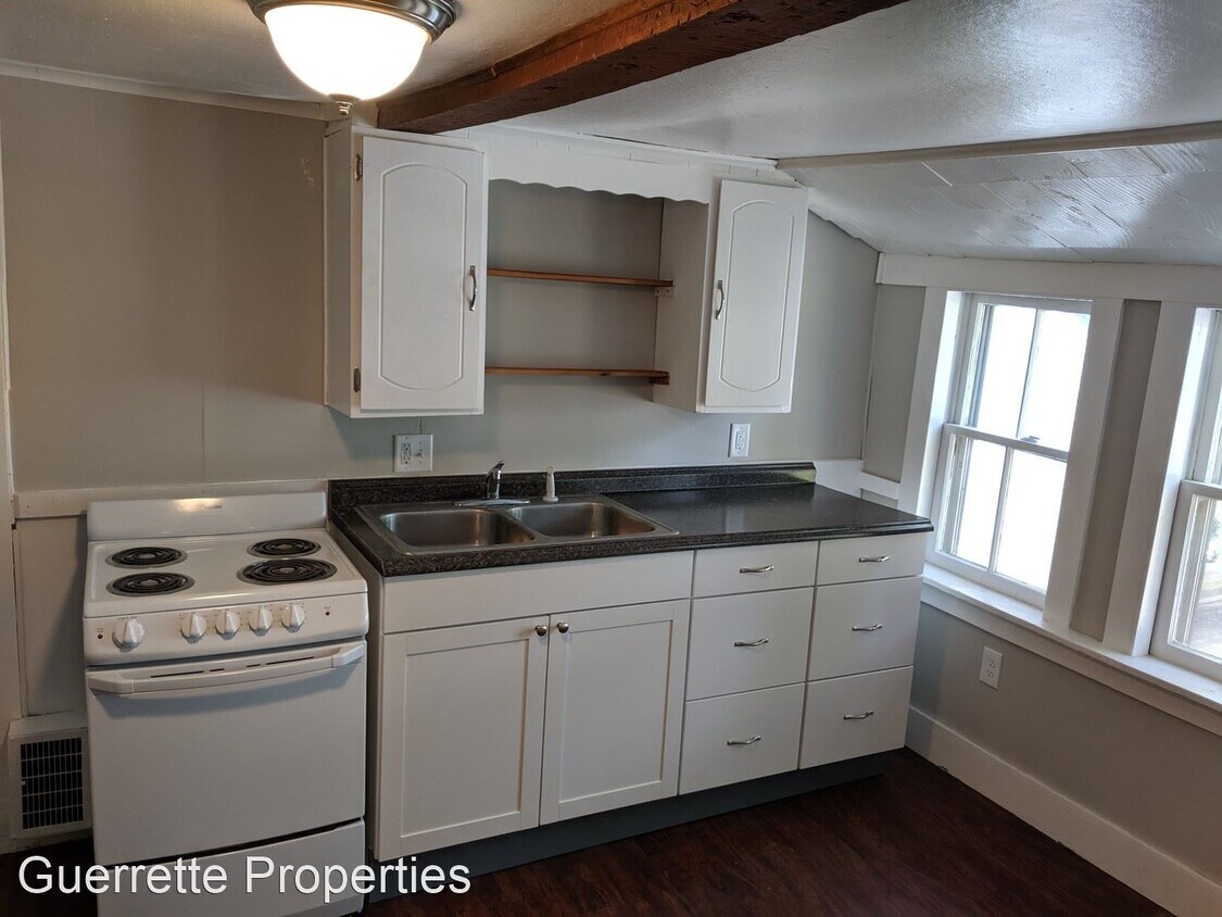 Foto principal - 921 Western Ave