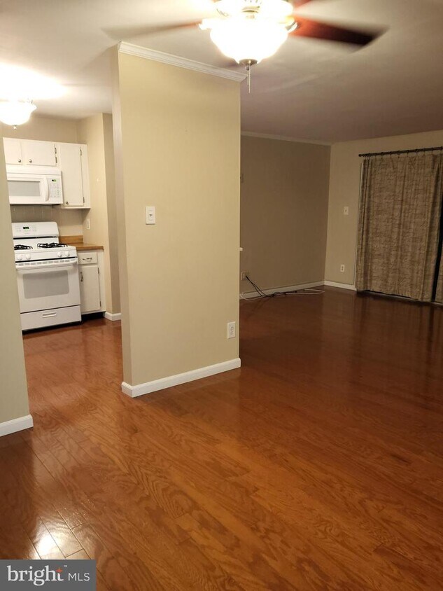 2007 Raven's Row, Evesham, NJ 08053 Room for Rent in Evesham, NJ