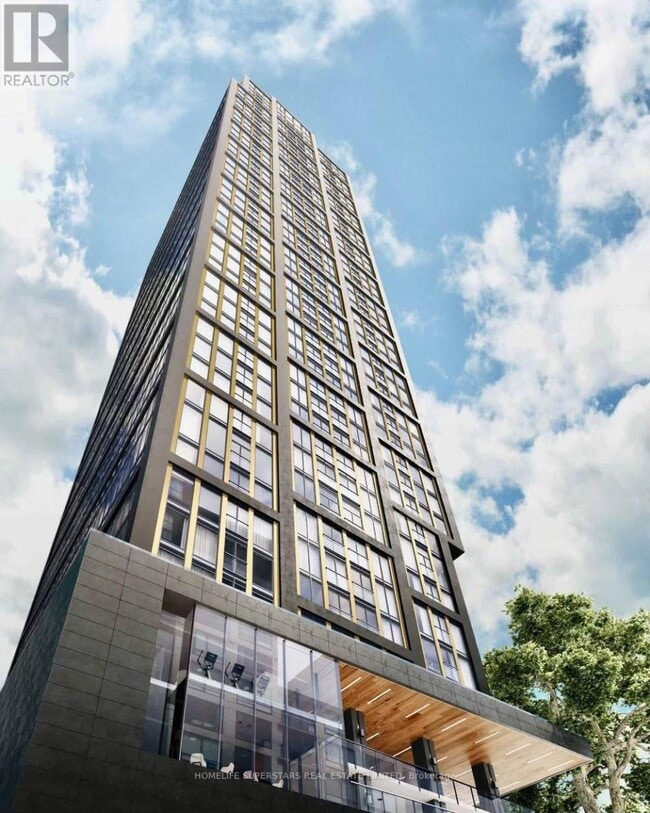 Building Photo - 319 Jarvis St