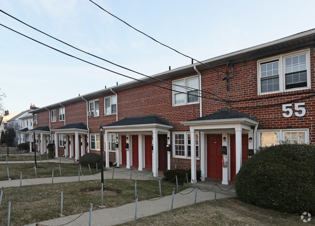 Building Photo - 55 Nassau Place