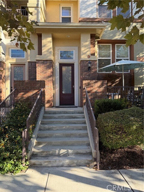 Foto del edificio - 615 W 1st St