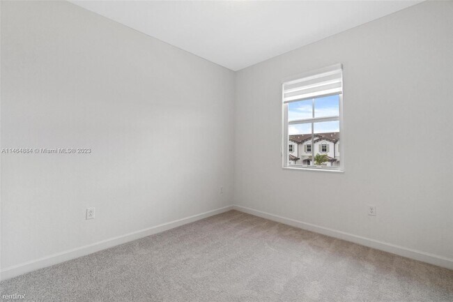 Foto del edificio - 3 br, 2.5 bath House - 12566 NW 23rd Pl