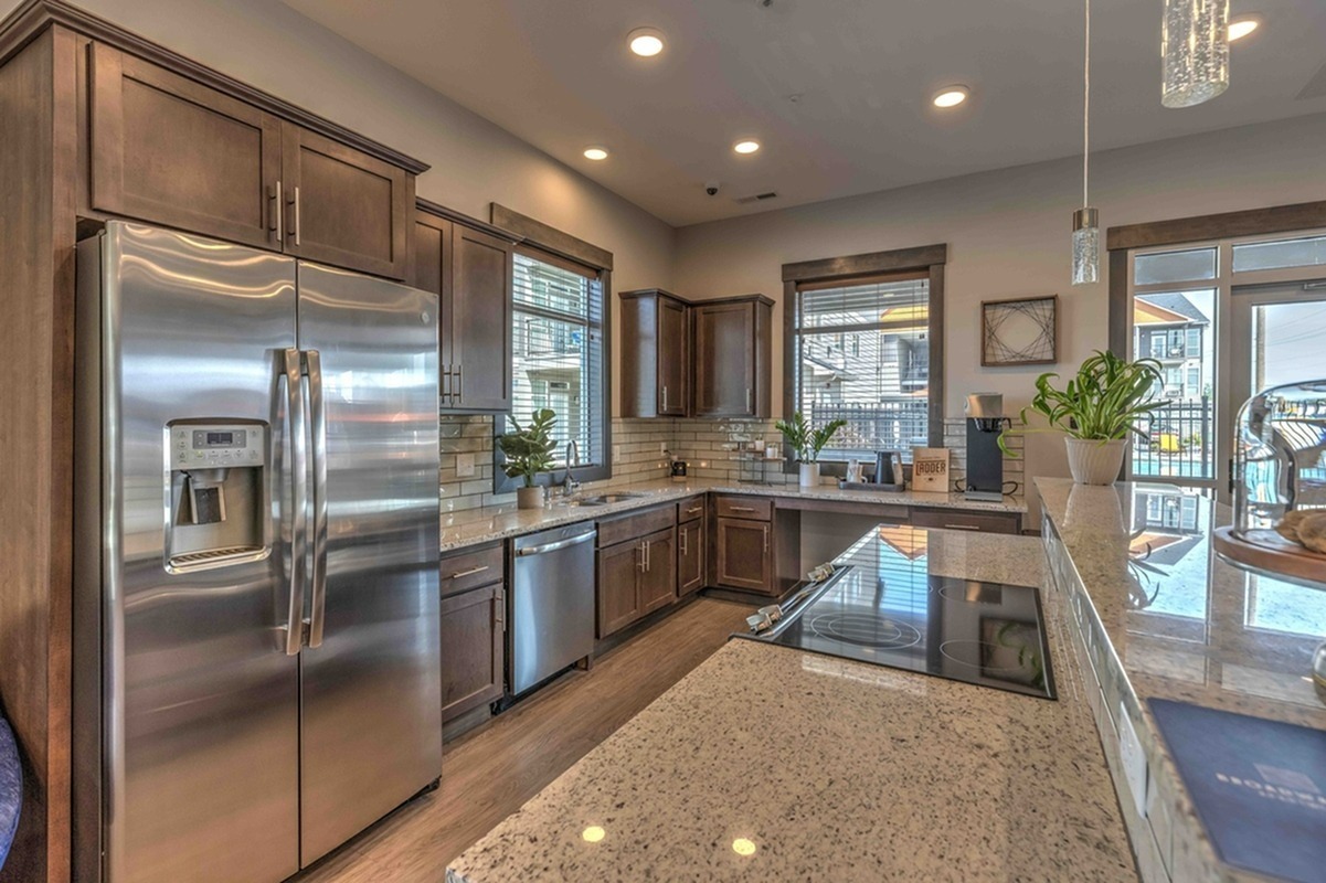 Clubhouse Demonstration Kitchen - Broadway 190