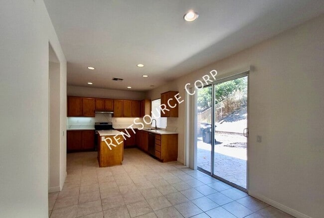 Foto del edificio - 24335 Alyssum Pl